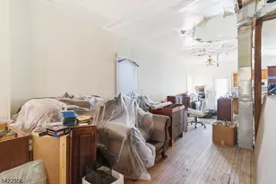 538 Jefferson St, Carlstadt, NJ 07072 - Photo 4