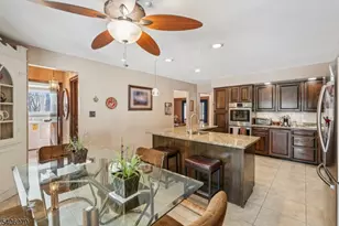 845 Rifle Camp Rd, Woodland Park, NJ 07424 - Photo 12