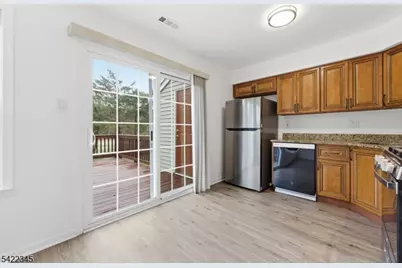 72 Boxgrove Place, Franklin Township, NJ 08873 - Photo 16