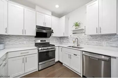 385 Main St, Little Falls Township, NJ 07424 - Photo 14