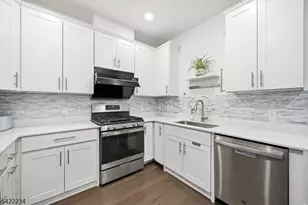 385 Main St, Little Falls Township, NJ 07424 - Photo 14