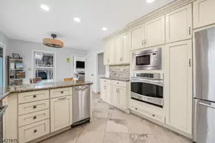 52 Dorothy Dr, Morris Township, NJ 07960 - Photo 10