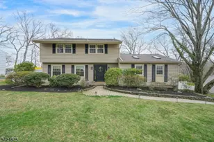 52 Dorothy Dr, Morris Township, NJ 07960 - Photo 1