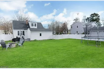 24 Central Ave, Morris Plains, NJ 07950 - Photo 28