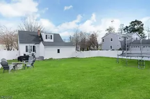 24 Central Ave, Morris Plains, NJ 07950 - Photo 28