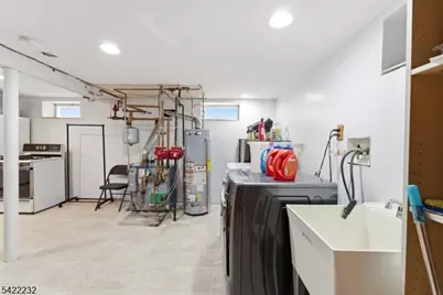 357 Edgewood Rd, Linden, NJ 07036 - Photo 40