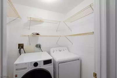 109 Tallwood Ln, Green Brook Township, NJ 08812 - Photo 14