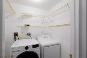 109 Tallwood Ln, Green Brook Township, NJ 08812 - Photo 14