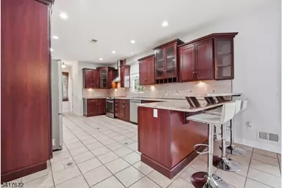 138 Spatz Ave, Nutley, NJ 07110 - Photo 12