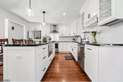 56 Cedar Green Ln, Berkeley Heights Township, NJ 07922 - Photo 8