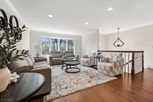 56 Cedar Green Ln, Berkeley Heights Township, NJ 07922 - Photo 4