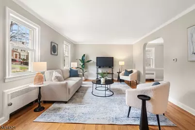 5 Northview Ter, Maplewood, NJ 07040 - Photo 2