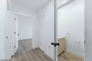 95 Shepherds Ln, Totowa, NJ 07512 - Photo 12