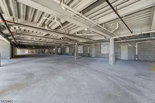 95 Shepherds Ln, Totowa, NJ 07512 - Photo 24