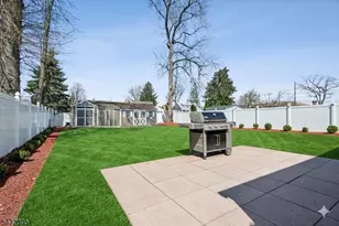 441 Remsen Ave, Woodbridge Township, NJ 07001 - Photo 18