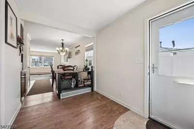 441 Remsen Ave, Woodbridge Township, NJ 07001 - Photo 10