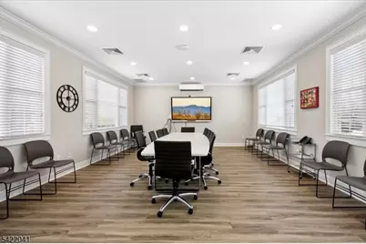 82 Floral Ave, New Providence, NJ 07974 - Photo 10