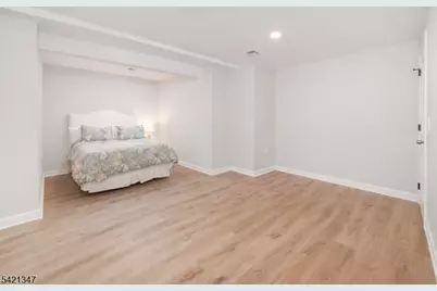 77 Commonwealth Ave, New Providence, NJ 07974 - Photo 32