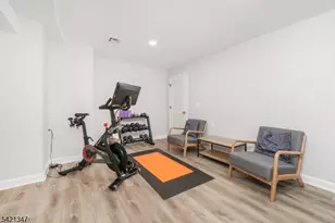 77 Commonwealth Ave, New Providence, NJ 07974 - Photo 34