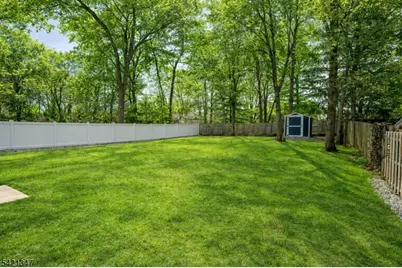 77 Commonwealth Ave, New Providence, NJ 07974 - Photo 6