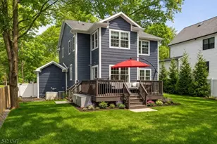 77 Commonwealth Ave, New Providence, NJ 07974 - Photo 4