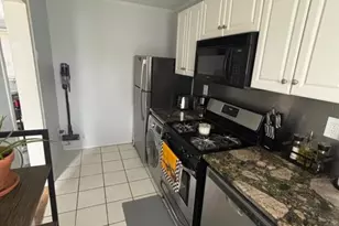 61 Circle Dr, Parsippany, NJ 07878 - Photo 4