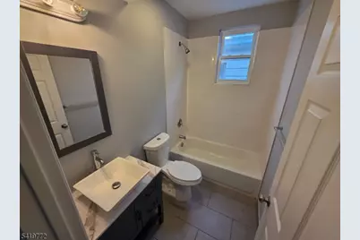 245 Marshall St #2, Elizabeth, NJ 07206 - Photo 6