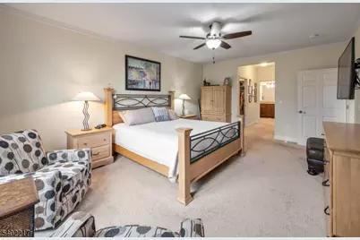 5107 Veterans Dr, Rockaway Township, NJ 07885 - Photo 14