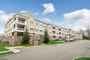 5107 Veterans Dr, Rockaway Township, NJ 07885 - Photo 2