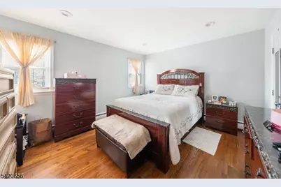 1016 Gifford Ct, Union Township, NJ 07083 - Photo 8