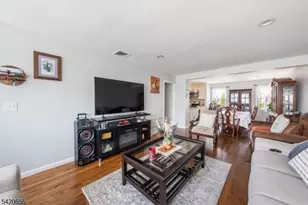 1016 Gifford Ct, Union Township, NJ 07083 - Photo 4