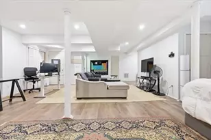 2020 Lamberts Mill Rd, Scotch Plains Township, NJ 07076 - Photo 18