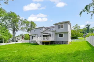 15 Orchard Ln, Livingston, NJ 07039 - Photo 46