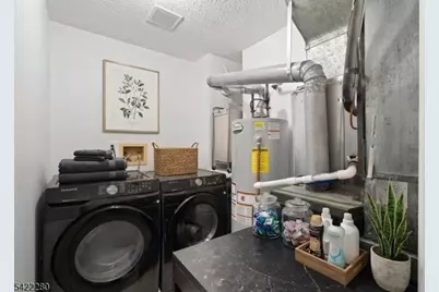 107 Rachel Ct, Franklin Township, NJ 08823 - Photo 6