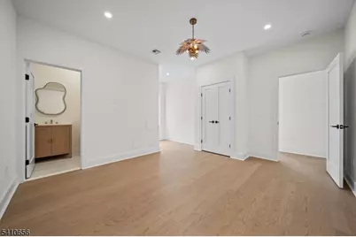 52 Congressional Pkwy, Livingston, NJ 07039 - Photo 20