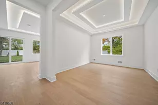 52 Congressional Pkwy, Livingston, NJ 07039 - Photo 4