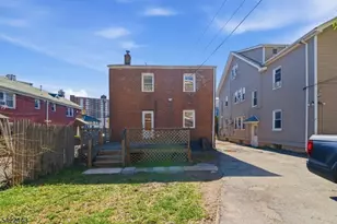 293 N Center St, Orange, NJ 07050 - Photo 4