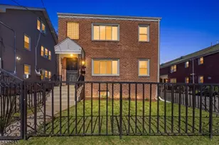 293 N Center St, Orange, NJ 07050 - Photo 2