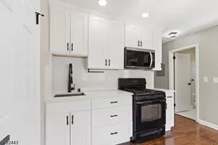 293 N Center St, Orange, NJ 07050 - Photo 12