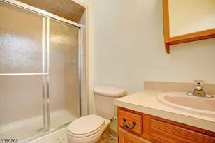 11 Lenox St, Edison, NJ 08817 - Photo 22