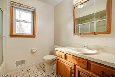 11 Lenox St, Edison, NJ 08817 - Photo 26