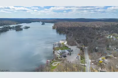 67 Breakneck Rd, Vernon, NJ 07422 - Photo 22