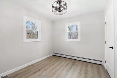 67 Breakneck Rd, Vernon, NJ 07422 - Photo 16