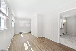 67 Breakneck Rd, Vernon, NJ 07422 - Photo 10