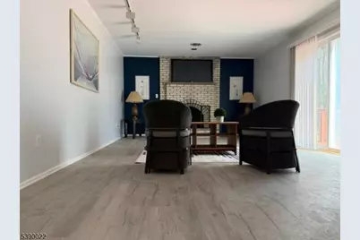 4 Parkview Dr, Roxbury Township, NJ 07876 - Photo 8