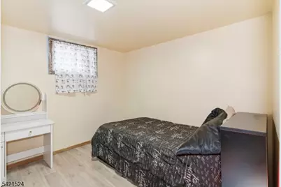 375 Westervelt Pl, Lodi, NJ 07644 - Photo 12