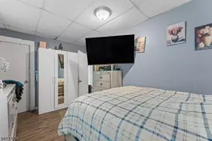 160 Burgess Pl, Passaic, NJ 07055 - Photo 10