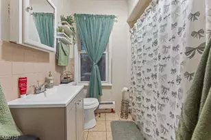 160 Burgess Pl, Passaic, NJ 07055 - Photo 8