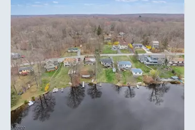 40 E Shore Dr, Hampton Township, NJ 07860 - Photo 32