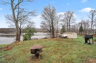 40 E Shore Dr, Hampton Township, NJ 07860 - Photo 24